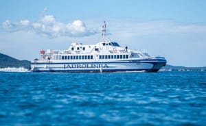 POMORSKA NESREĆA Ribarski brod udario u Jadrolinijin katamaran u dubrovačkoj luci Gruž - linija u prekidu!