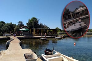 Ugostiteljski objekt na otoku Babac radi bez dozvole, a hladno nam tvrde : "Imamo dozvolu!"