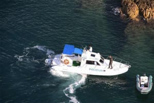 DJEČAK IZ NJEMAČKE TEŠKO OZLIJEĐEN Pao sa stijena u Puli dok se pokušao popeti za skok u more