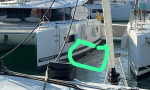 Katamaran usred marine Bibinje-Sukošan koja je otvorena za kupače, izbacio fekalije!