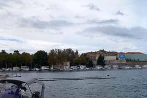 Kamperi "okupirali" zadarsku obalu unatoč zabrani parkiranja!