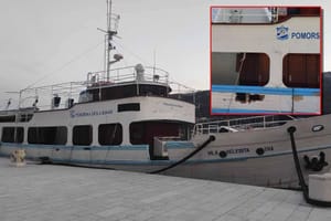 U Bakru se doslovno raspada školski brod "Vila Velebita Dva". Županija: "Imamo u planu novi brod!"