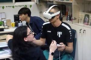 Učenici splitske Pomorske škole na edukativnoj radionici doživjeli virtualnu stvarnost onečišćenja mora