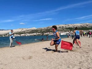 Grad Pag ugostio atraktivno natjecanje u obalnom sprint veslanju