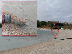 Splitsku uvalu zagadili izvođači radova? Pogledajte što rade! Direktor VIK-a: "Ovo treba hitno zaustaviti!"