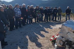 Prva jedinica mornaričke pješadije HRM-a Split '91. u Stonu položila vijence