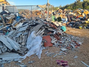 Situacija na odlagalištu otpada u Kalima na Ugljanu postaje strašna: "Sada dovlače i azbest!"