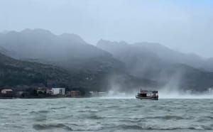 Crveni meteoalarm na Jadranu, bura podno Velebita do 100 čvorova ili 185 km/h!