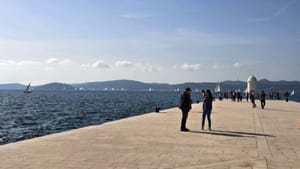 Sjeverni Jadran uz umjerenu buru, jug uz umjereno jugo