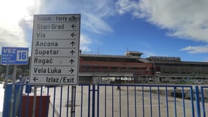 Pobuna Bračana urodila plodom - Uvodi se nova jutarnja linija Split–Supetar, a uskoro će do otoka i treći trajekt