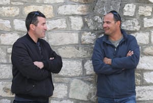 POMOZIMO SVI ZAJEDNO Dalmatinski ribar dobio nagradu "Ponos Hrvatske", a sada treba pomoć - sin mu se bori s rijetkim rakom kostiju!