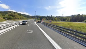 Teška nesreća na autocesti za Rijeku - Sletio kamion: "Smrskan je kran!"