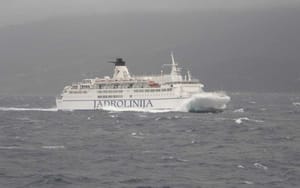 Linija Split - Ancona privremeno obustavljena, evo i zašto!