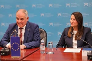 Župan splitsko - dalmatinski komentirao ekološku katastrofu na Hvaru: "INA će snositi odgovornost!"