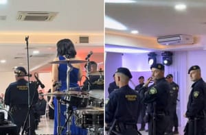 VIDEO: BACILI EKSPLOZIV NA AUTOBUS S PUTNICIMA Zbog divljaštva s pirotehnikom, na svadbu u Vranjicu upala interventna policija - Jedna osoba uhićena