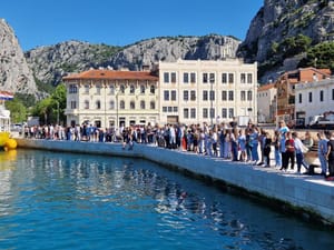 Omiški učenici vraćaju život u more koje - život znači!