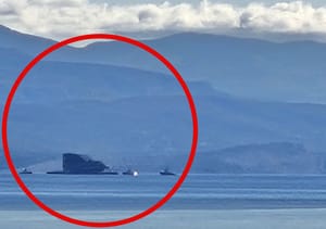 170-metarski brod tegli se u "Lenac" i to u - dva dijela