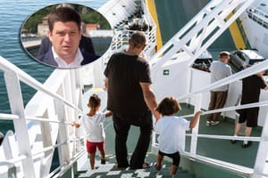 Ministar Butković: "Ne treba strahovati za budućnost Jadrolinije"