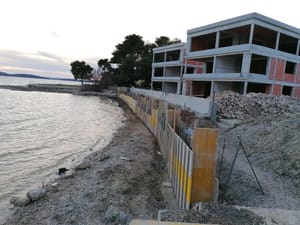 Splitski biolog: "Dokrajčili smo baštinu masovnim turizmom, a uništavanje počinje od studija utjecaja na okoliš koji služe da zadovolje formu!"