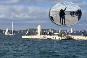 ZADAR Gradonačelnik Šime Erlić otvorio "Zadarsku koku", spektakl krstaša u Zadarskom kanalu!