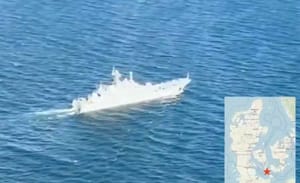 Veliki ruski desantni brod usidren blizu Njemačke, no izvan teritorijalnih voda