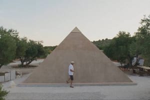 Vedran s Dugog otoka gradi piramide