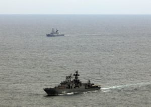 VIDEO Prvi put u povijesti NATO-ov razarač presreo ruski ratni brod u europskim vodama: ‘Ovo je povijesna operacija!‘