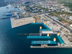 ZADRANI POTJERALI KINEZE Lučka uprava Zadar objavila: Luka Zadar d.d. ima 150 dana da napusti Gaženicu!