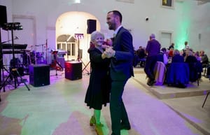 GENERACIJE KOJE SU STVARALE GRAD Zadarski gradonačelnik rasplesao se s - umirovljenicima!