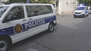Crnogorska policija radi na slučaju napada na Hrvate, a književnik iz Cetinja poručuje: "Braćo Hrvati, dobro došli, Cetinje ne stoji iza mržnje!"
