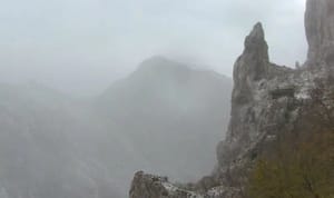 Prve pahulje zime zabijelile Manitu peć