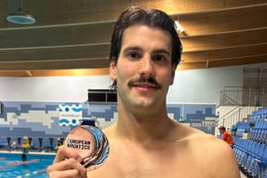 Brončana hrvatska štafeta na EP u plivanju u malim bazenima