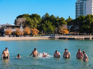 Ovi hrabri Vodičani odradili su 11. tradicionalno božićno kupanje