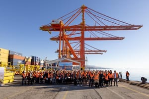 NOVE OBALNE DIZALICE Ulaganje kojim se jača pozicija riječke luke i riječkog prometnog pravca