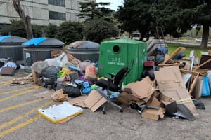 BOŽIĆNA KRITIKA Čitatelj iz Splita: "Grad je ovih blagdana otvoreni muzej zapuštenosti, umjesto božićnog ugođaja imamo smeće"