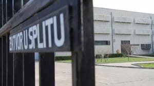 Buknuo požar u splitskom zatvoru: "Zatvorenik zapalio madrac"