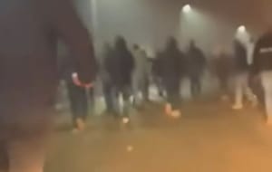 VIDEO Makljaža Torcide i Delija u Tuzli - Gotovo stotinu huligana uhićeno, ozlijeđene 23 osobe