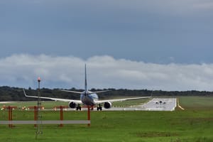 Psihički bolesnik preskočio ogradu pulskog aerodroma pa se vozio po pisti, a zatim...