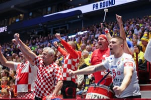 AKO NE ZNAŠ ŠTA JE BILO U ŠVEDSKOJ: I Europski rukometni savez zabranio Perkovića!