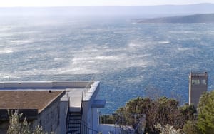 Subota većinom sunčana i hladnija uz buru