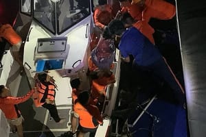 Potonuo prekrcani trajekt, poginulo 18, a nestale 24 osobe:  "Prevozio je više ljudi od dozvoljenog"