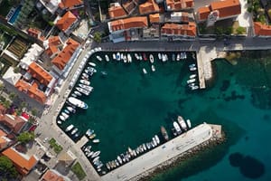 SUTIVAN "Vrata otoka" u život vraćaju jednu zapuštenu zgradu!