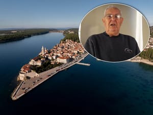 VIDEO Poslušajte priču 90 - godišnjeg Rabljanina koji se sjeća prvog auta na otoku i života prije turizma