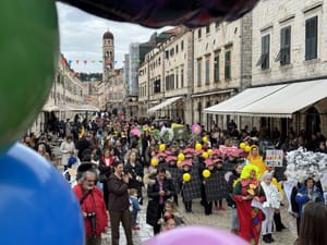 Zbog kiše otkazan Župski karnevo na Stradunu - Evo i novog datuma