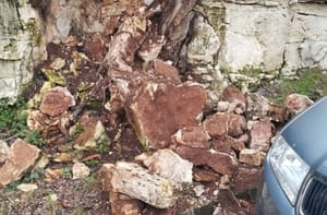 Odronila se stijena na pulskom Bulevaru, građani zahtijevaju postavljanje zaštitne mreže!