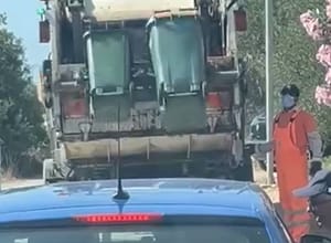 SVE U ISTI KOŠ?! Radnik zadarske 'Čistoće' miješa komunalni i reciklabilni otpad, a iz 'Čistoće' pitaju: "Kada i zašto  se ovo dogodilo?"