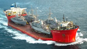 NAKON IRANSKOG MINIRANJA HORMUZA Amerikanci iz rezališta u Bahreinu vraćaju minolovce u službu - Tadić: "Trump je u panici i nema izlaznu strategiju!"