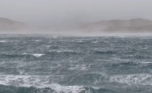 Orkanska bura zaustavila pomorski promet