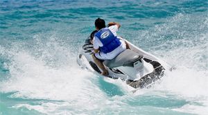 SUDAR DVA JET SKIJA KOD VIRA – U zadarsku bolnicu primljen maloljetni turist