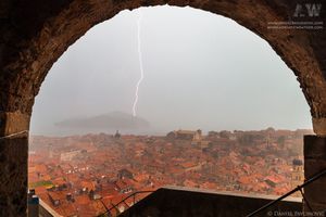 Na snazi meteoalararm zbog bure i snažnih pljuskova s grmljavinom